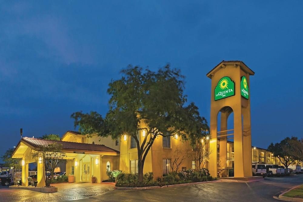 Inn Rodeway College Station