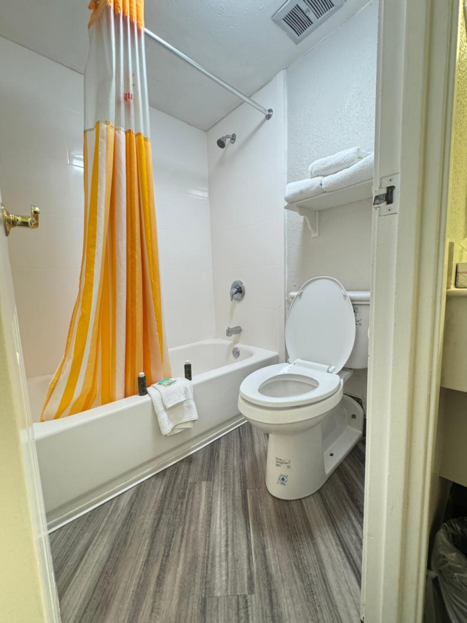 Rodeway Inn
